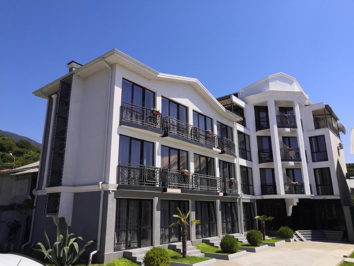 Gega Hotel Gagry Exterior photo