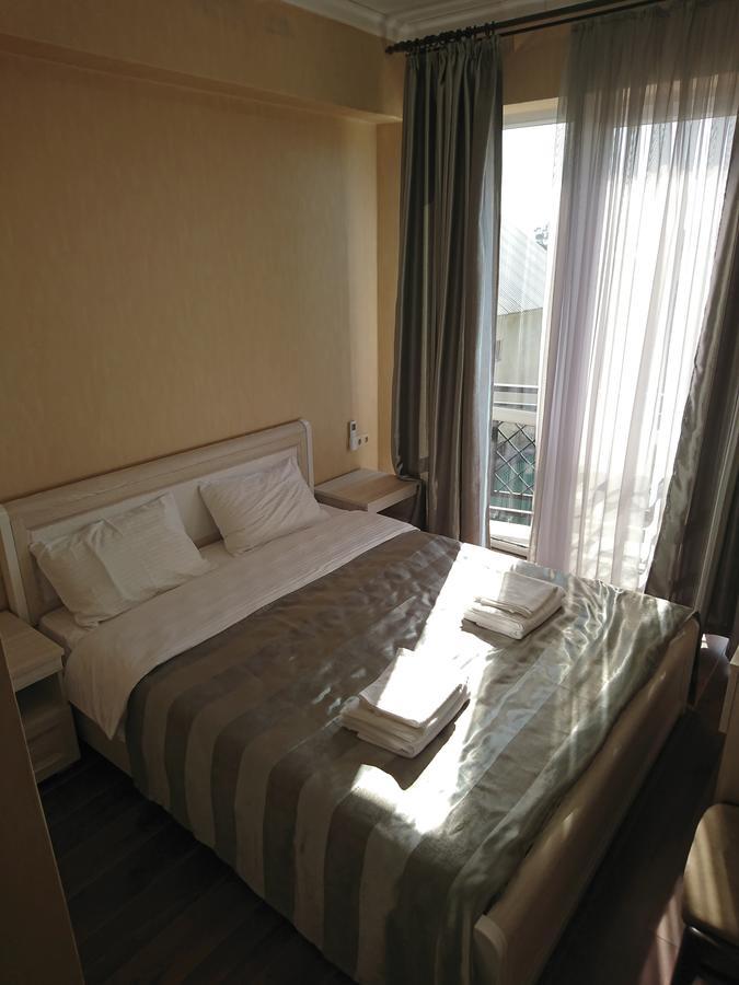 Gega Hotel Gagry Exterior photo