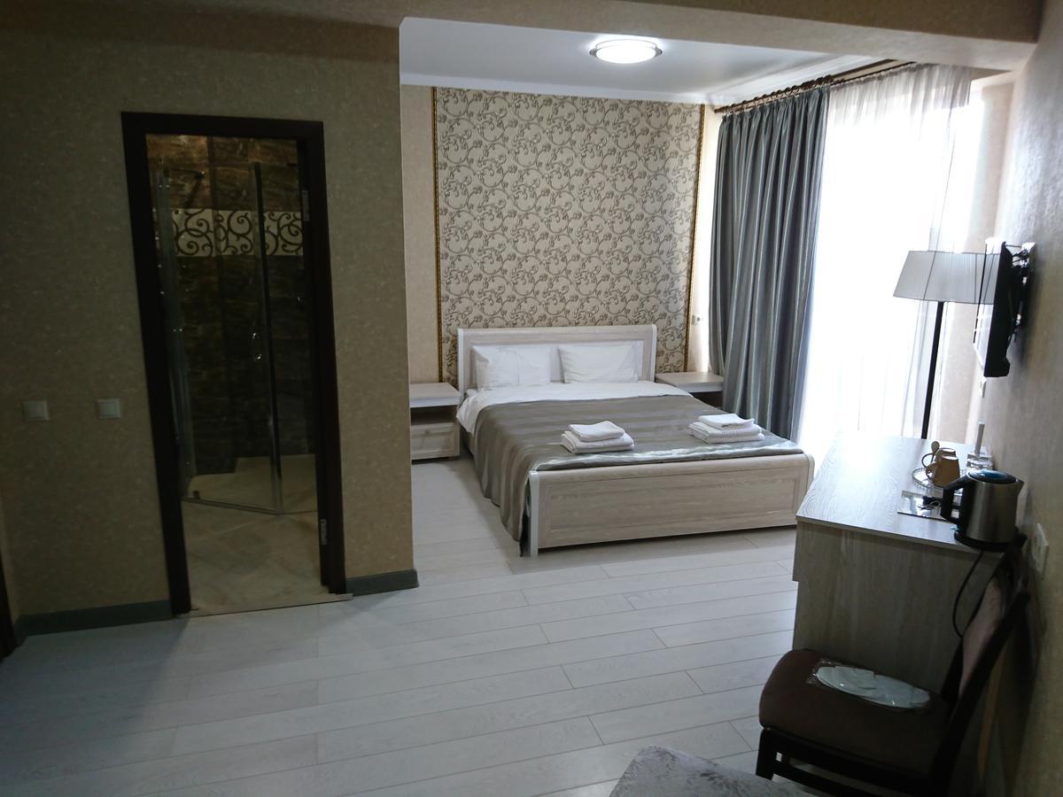 Gega Hotel Gagry Exterior photo