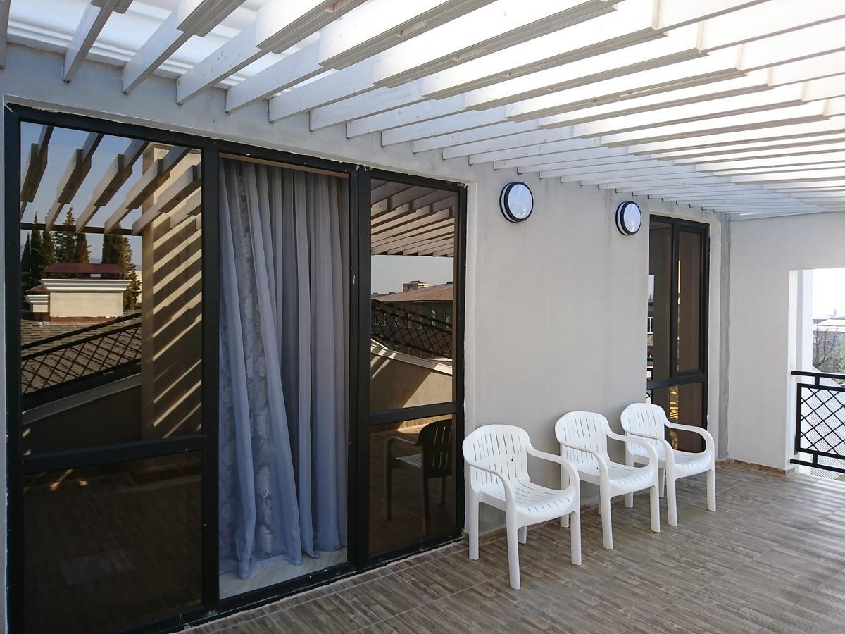 Gega Hotel Gagry Exterior photo
