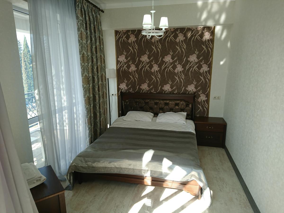 Gega Hotel Gagry Exterior photo
